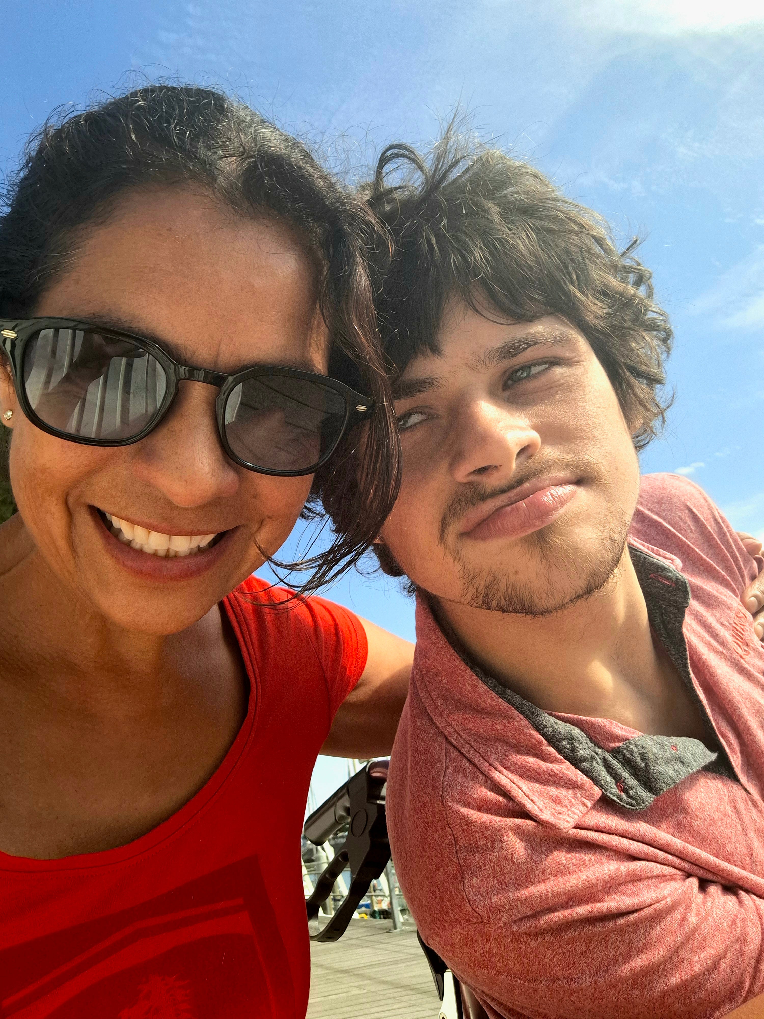 CETOHYDRO® Vital & Force - Aktywne nawilżenie i wzmocnienie komórek - 15 saszetek